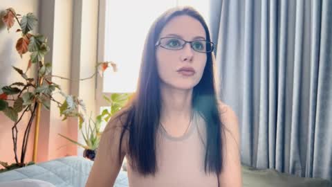 Aida online show from 03-05-25, 09:16