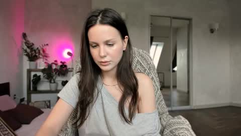 Aida online show from 09-09-25, 10:26