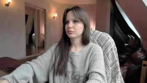 Aida online show from 09-24-25, 11:13