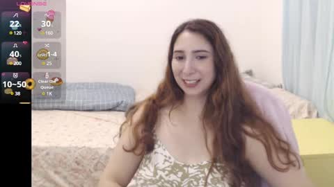 Snapshot of yourhoneypiexx chatting on 03-09-25, 10:52 Honey online show from 03-09-25, 10:52