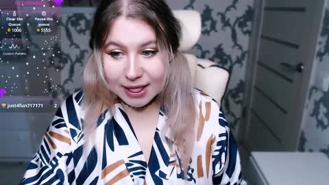 Snapshot of yourkarma_2_0 chatting on 01-24-25, 02:51 Karma online show from 01-24-25, 02:51