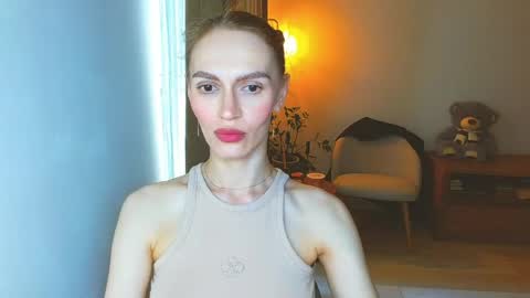 Snapshot of yourladysunshine chatting on 05-12-26, 08:22 Ksyusha online show from 05-12-26, 08:22