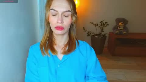 Snapshot of yourladysunshine chatting on 06-02-26, 07:54 Ksyusha online show from 06-02-26, 07:54