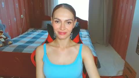 Snapshot of yourladysunshine chatting on 07-07-26, 06:47 Ksyusha online show from 07-07-26, 06:47