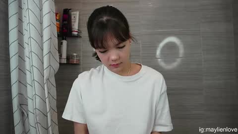 yourmaylien online show from 10-10-25, 06:12