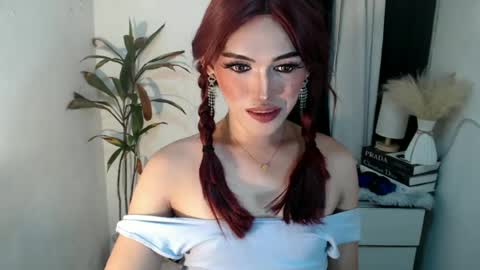 TIFFANY SUCKING QUEEN online show from 06-16-26, 02:36