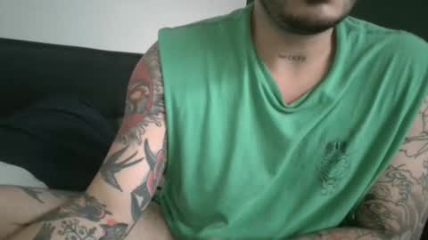 Snapshot of yourpersonalgeniusl chatting on 01-06-25, 02:14 yourpersonalgeniusl online show from 01-06-25, 02:14