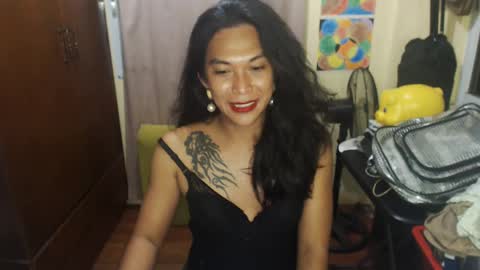 Snapshot of yourpinoy chatting on 01-02-25, 01:30 Iring online show from 01-02-25, 01:30