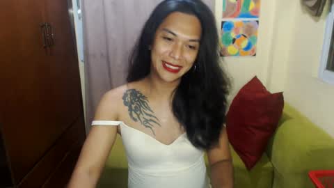 Snapshot of yourpinoy chatting on 01-15-25, 11:43 Iring online show from 01-15-25, 11:43