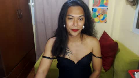 Snapshot of yourpinoy chatting on 01-16-25, 01:36 Iring online show from 01-16-25, 01:36