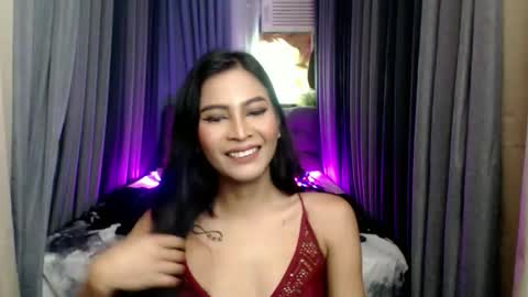 yourprettybella_ts online show from 11-10-25, 10:31