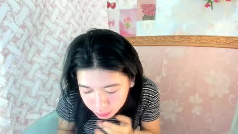 Snapshot of yourprettytrish chatting on 06-21-26, 09:39 Trish online show from 06-21-26, 09:39