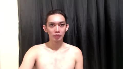 Snapshot of yourqueenlucifer chatting on 11-29-25, 10:51 QueenLuci online show from 11-29-25, 10:51