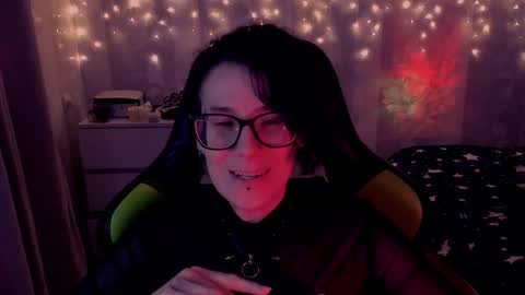 Snapshot of yourscosmic chatting on 01-03-25, 10:40 Yours Cosmic online show from 01-03-25, 10:40