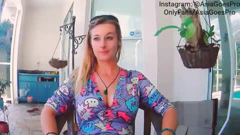 Snapshot of yoursecretgirlfriend963 chatting on 02-06-25, 06:56 AsiaGoesPro - On All Socials online show from 02-06-25, 06:56