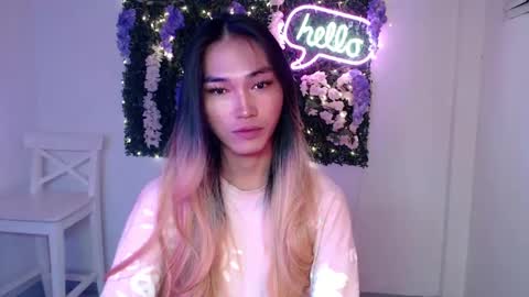 Snapshot of yoursexservice chatting on 01-12-25, 12:18    online show from 01-12-25, 12:18