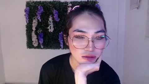 Snapshot of yoursexservice chatting on 02-13-25, 11:37    online show from 02-13-25, 11:37