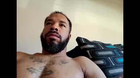 Snapshot of yoursexydaddy79 chatting on 11-04-25, 02:16 mother fucker online show from 11-04-25, 02:16