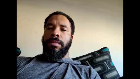 Snapshot of yoursexydaddy79 chatting on 01-12-26, 07:19 mother fucker online show from 01-12-26, 07:19