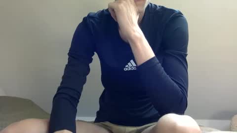 Snapshot of yoursexymat3 chatting on 02-19-25, 11:17 Yoursexymat3 online show from 02-19-25, 11:17