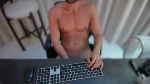 yoursfrenchsubmissiveslutguy online show from 05-27-26, 07:00