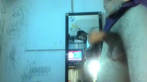 Snapshot of yourskinnybooy chatting on 10-17-25, 05:48 sander online show from 10-17-25, 05:48