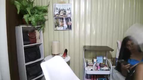 Snapshot of yoursubmissive_larah chatting on 05-08-26, 07:36 yoursubmissive_larah online show from 05-08-26, 07:36