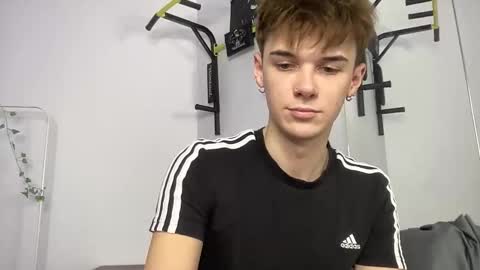 yoursweetyguy online show from 11-10-25, 04:17