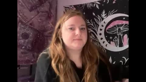 Snapshot of yourthickgingergoddess chatting on 11-11-25, 03:45 yourthickgingergoddess online show from 11-11-25, 03:45