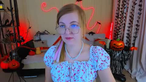 Alice online show from 10-25-25, 09:17