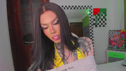 Snapshot of yourvirtualgirlfriennd chatting on 03-10-26, 06:40 GI online show from 03-10-26, 06:40