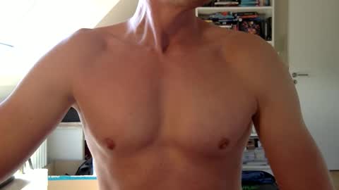 Snapshot of youvegotthis chatting on 05-18-26, 12:44 youvegotthis online show from 05-18-26, 12:44