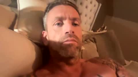 Snapshot of youwantus69 chatting on 10-09-25, 06:17 You want us 69 online show from 10-09-25, 06:17