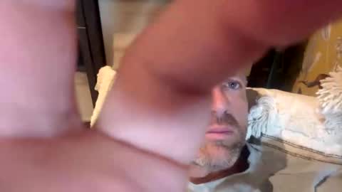 Snapshot of youwantus69 chatting on 11-05-25, 08:20 You want us 69 online show from 11-05-25, 08:20