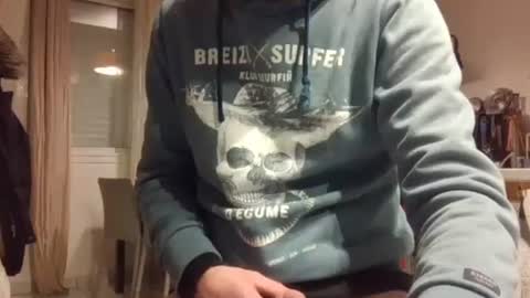 yoyoding online show from 03-01-25, 09:37