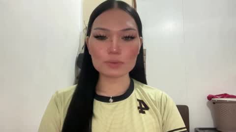 yrdrmgrl_jennie26 online show from 02-13-26, 07:26