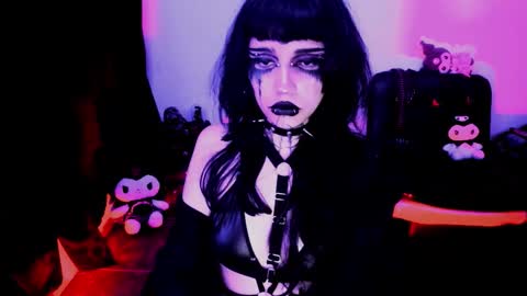 Yue Eclipsa online show from 03-17-26, 05:44