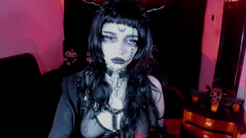 Yue Eclipsa online show from 05-13-26, 04:54