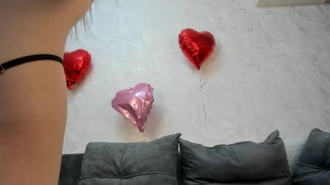 Snapshot of yuki_mii chatting on 02-23-25, 08:17 Yuki online show from 02-23-25, 08:17