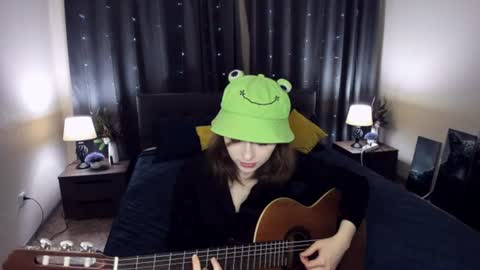 Snapshot of yukishine chatting on 07-02-26, 05:41 YukiShine online show from 07-02-26, 05:41