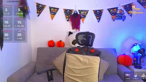 yulian_vasquez online show from 10-28-25, 01:03