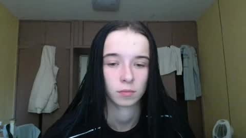 Yuliia online show from 10-29-25, 07:32