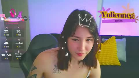 Yulienne online show from 02-11-26, 10:48