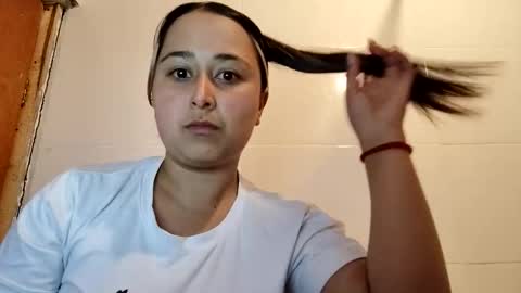 yulyorozco2020 online show from 04-13-26, 01:33