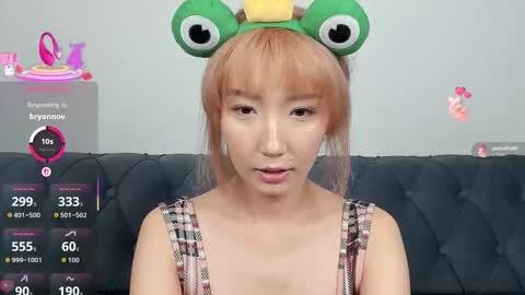 yume_ko online show from 09-18-25, 12:01