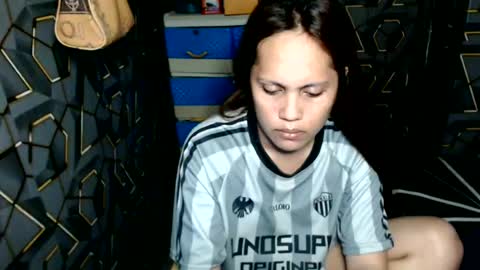 Snapshot of yumi_white chatting on 06-17-26, 08:28 yumi online show from 06-17-26, 08:28