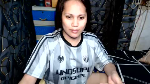 Snapshot of yumi_white chatting on 07-05-26, 06:59 yumi online show from 07-05-26, 06:59