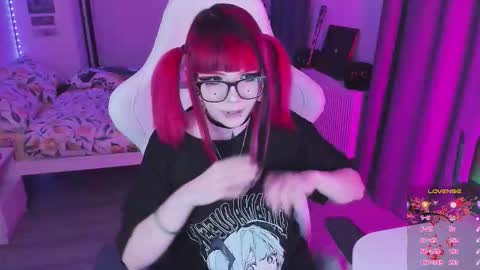 Yumi 3 online show from 02-10-26, 04:55