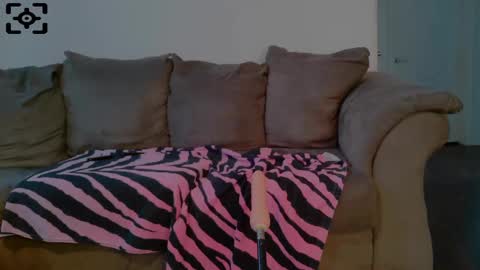 Snapshot of yumiepussyy chatting on 02-24-25, 09:52 Payton kelly online show from 02-24-25, 09:52