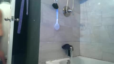 Payton kelly online show from 11-21-25, 10:41